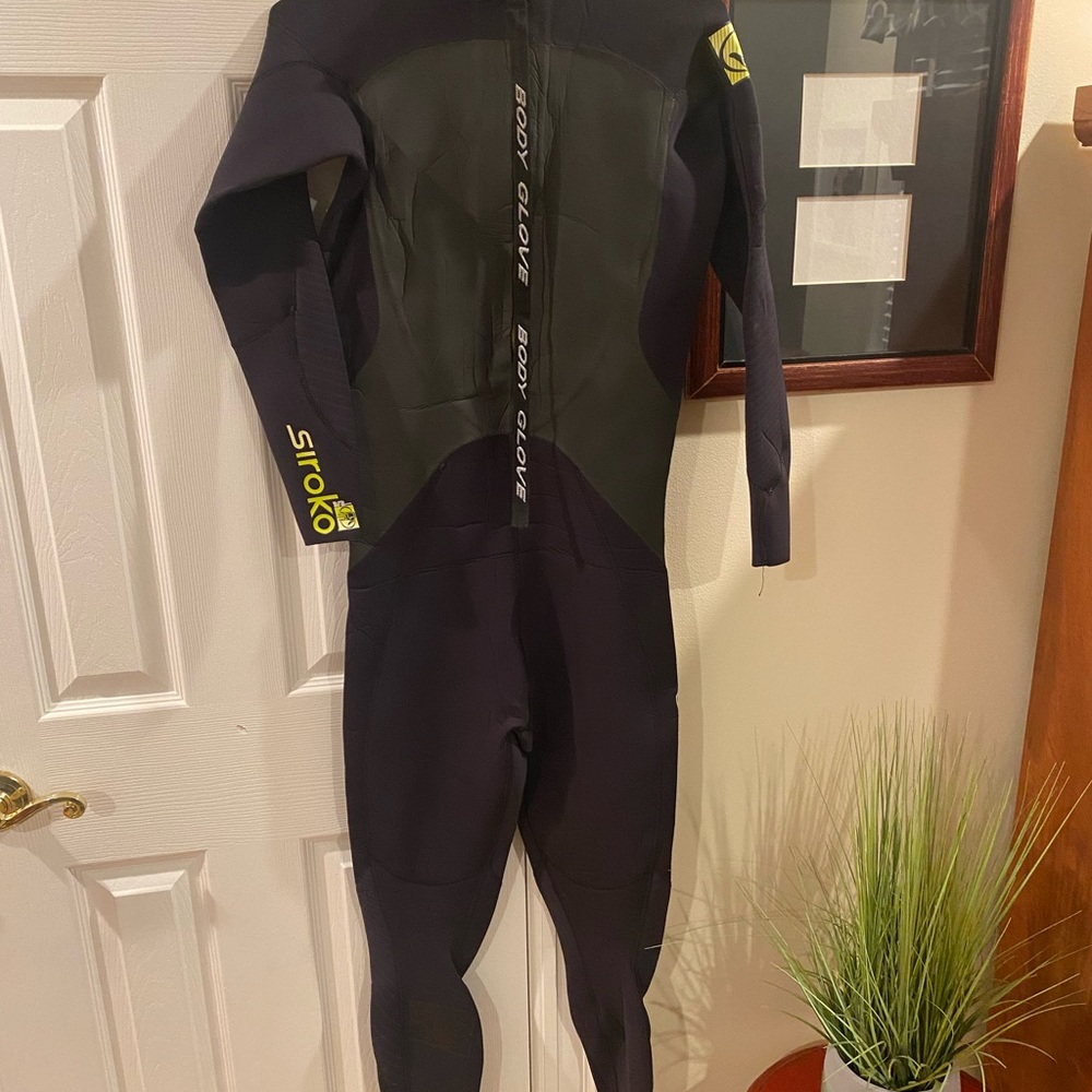 Body Glove Wet Suit 3.2mm - Picture 2 of 3